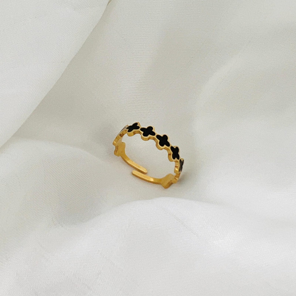 Clover Adjustable Band Ring